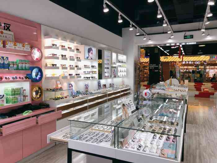 永亮眼镜店(西美花街店)-"年前腊月二十三回老家承德路过省城石家庄,.