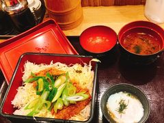 -牛カツ京都勝牛(河原町蛸薬師店)