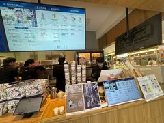 -霸王茶姬(上海静安大悦城店)