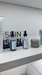 -JNK皮肤管理中心