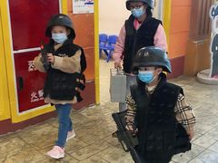 -成都星期8小镇(江宁南路店)