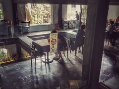 -穹六人间 people 6(岳阳路店)