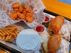 -The Habit Burger Grill 哈比特汉堡(复兴soho店)