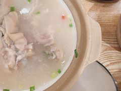-叁煨蹄花·下饭盐帮菜(人民广场店)