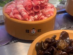 -龍歌自助小火锅(市北台东利群店)