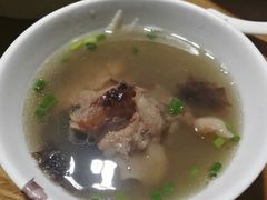 紫菜绿豆煲龙骨-蜀宴小调·精致家常菜(科华店)