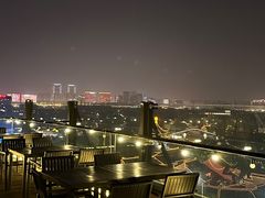 -顽啤熊·酒客酒馆(苏城夜景必选店)