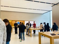 -Apple零售店(玄武湖店)