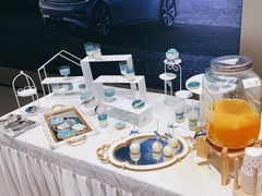 -小鹏汽车体验中心(苏州龙湖狮山天街店)