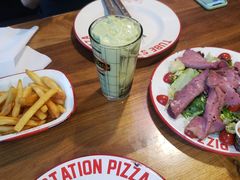 -Tubestation站点比萨(新世界大望路店)