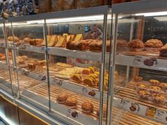 -85度C(生甜甜圈研究工坊·上海平凉店)