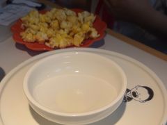 -江渔儿酸菜鱼(万科东荟城店)