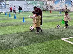 -飞梦少儿足球培训(塘桥校区)