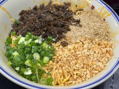 燃面-万三面馆(青龙正街太古里店)