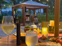 -三亚艾迪逊酒店·海滩烧烤 BARBACOA·现场乐队·浪漫晚餐·烧烤海鲜