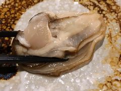 活生蚝刺身-悦和餐厅(CBD玉米楼店)