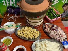 -威邵鸡煲(西华路总店)