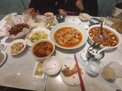 -孔雀云贵川·融合菜(长宁来福士店)