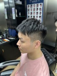 点击看大图 -C93 barber shop男士理发馆