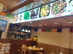 -乡土特色.冷锅鱼.牦牛肉汤锅