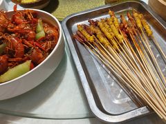 -茸梅路右拐龙虾-农家菜(松江店)