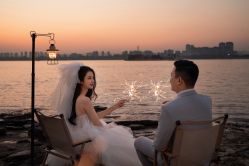 -雪中彩影婚纱摄影·微光艺术中心