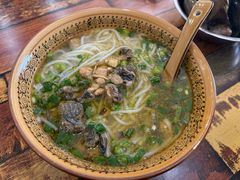 -正宗李家土鸡米线店