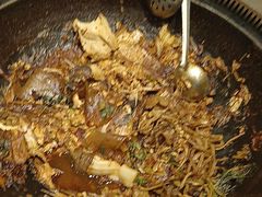 -咱屯子铁锅炖直营店(保利店)