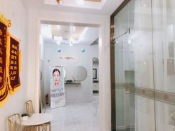 -苗方清颜祛痘·皮肤管理