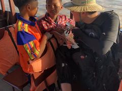 -洞里萨湖