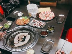 -马路牙子烧烤音乐酒馆(望京店)