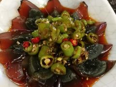 尖椒皮蛋-小胖墩炝锅鱼(天钥桥路店)