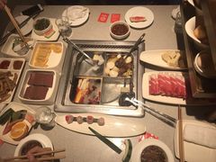 -重庆爽翻天老火锅(临平万达广场店)