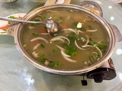 -马尔龙新疆饭店·清真(瑞景店)