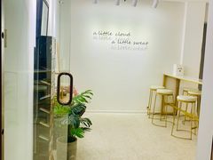 -一只小云朵a little cloud