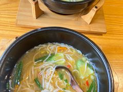 -勺子米线·云南传统小吃市集(四方街店)