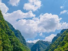 -重庆神龙峡漂流