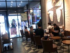 大堂-星巴克臻选(广州东山锦轩店)
