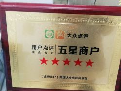 -AI艾耳·专业手工耳洞·穿孔美学馆