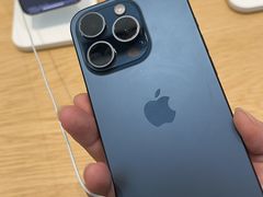 -Apple零售店(玄武湖店)