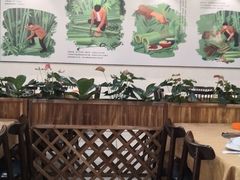 -胡须哥网红竹筒菜