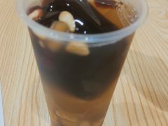 -八婆婆烧仙草(曾厝垵店)
