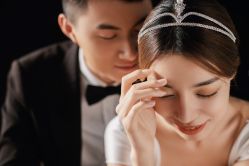 -挪娅婚纱摄影皇家会所