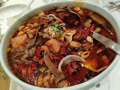 -渝信川菜 · 川味家常菜(财富购物中心店)