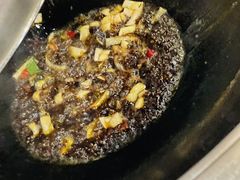 东北铁锅炖-70後铁锅炖(坡博总店)