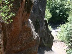 -峡谷浮石林景区