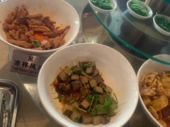 鸡蛋干-荣誉国际酒店-云顶旋转餐厅