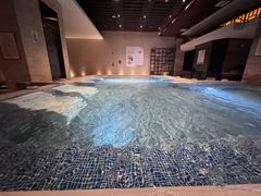 -爱乐国际温泉水疗会