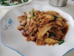 -谷丰健康凤贤居酒家