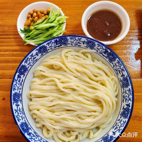 莱阳炸酱面(辽河大路店)